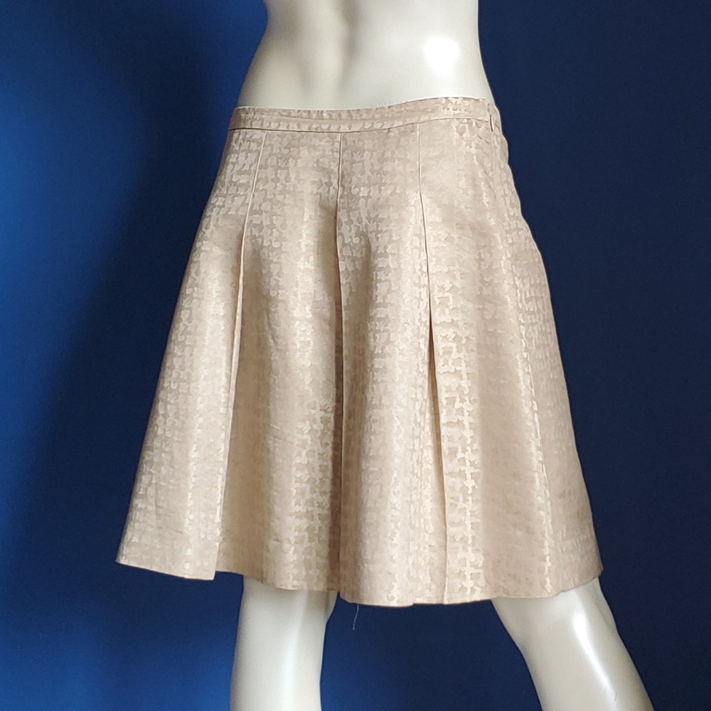 ♻️DONATED✅J Crew Gold Hounds Tooth Skirt - Picture 2 of 5